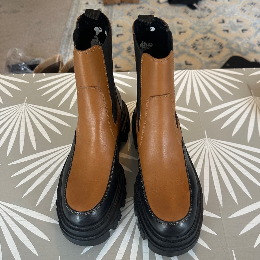 Marc fisher boots